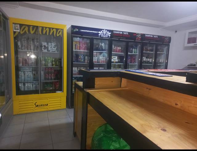1,050M² GUESTHOUSE FOR SALE IN SPAARWATER AH